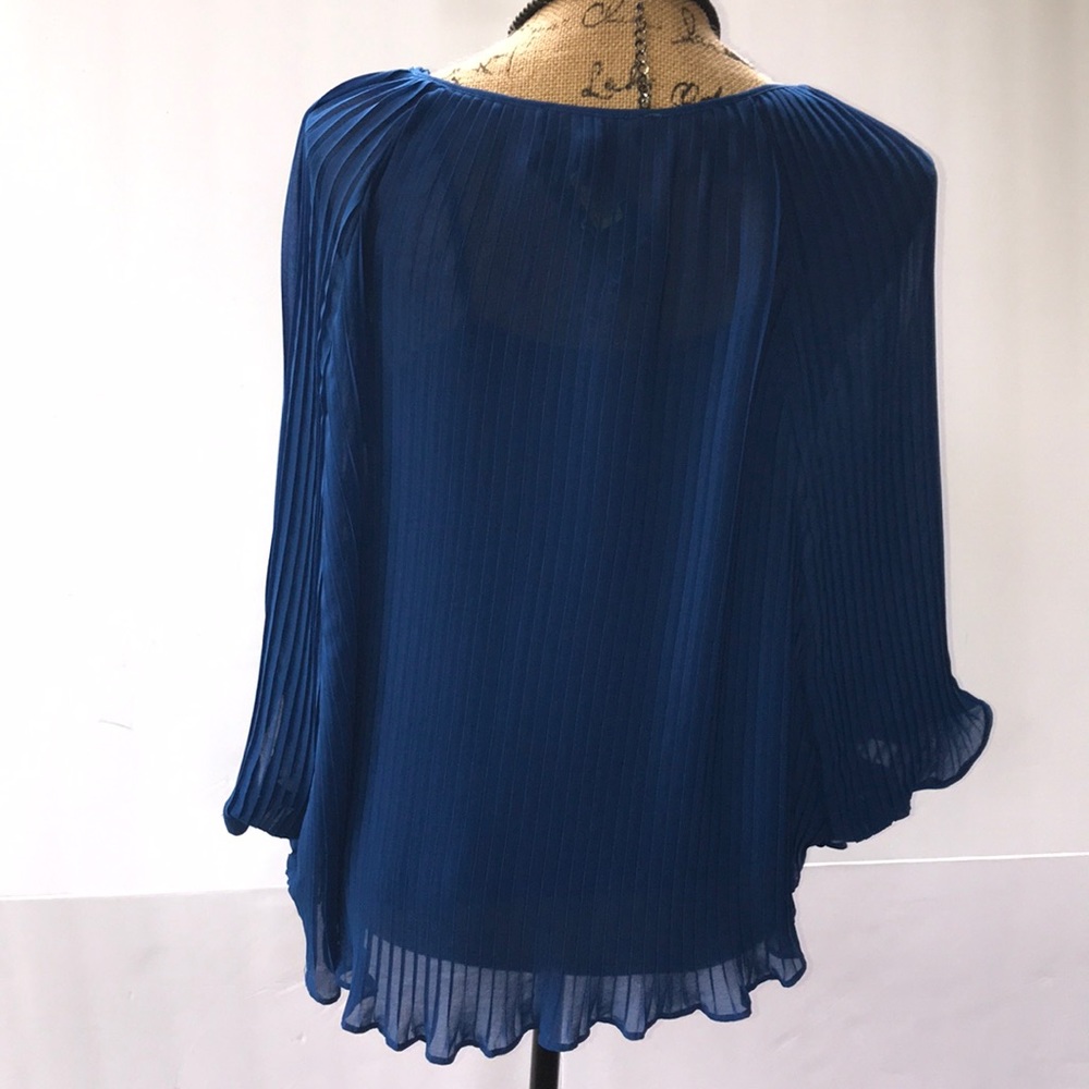 Jessica Simpson Top - Picture 3 of 5